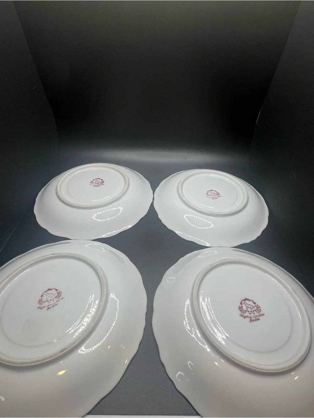 4 Royal Sealy China Japan tea cups, 4 saucers, 4 bread and butter plates